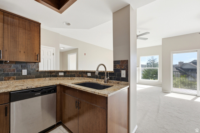 900 Bitner Road, Unit A35 Park City, UT 84098 - Photo 8 of 32 Gallery Image 8