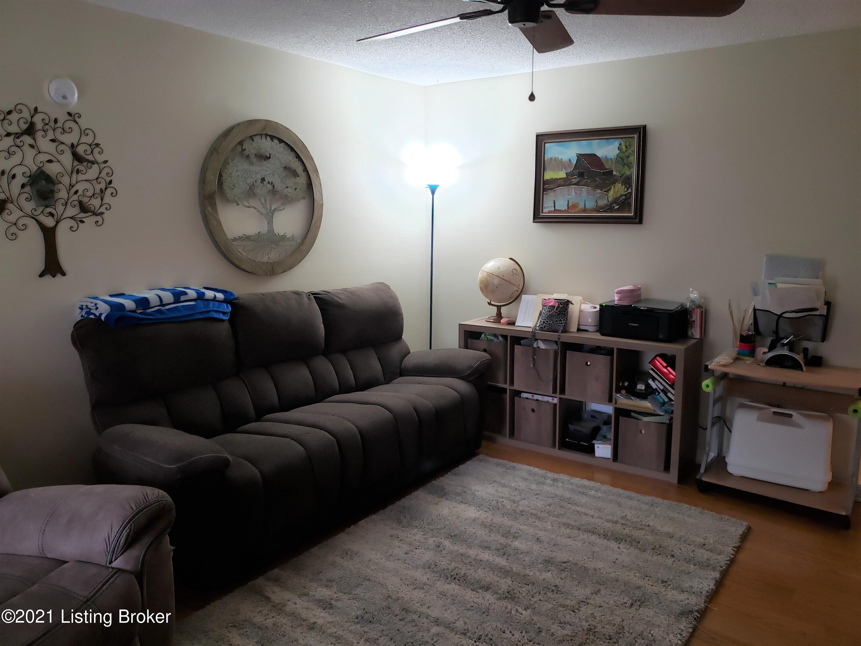 1399 Jim Clark Road New Haven, KY 40051 - Photo 16 of 29 FAMILY ROOM