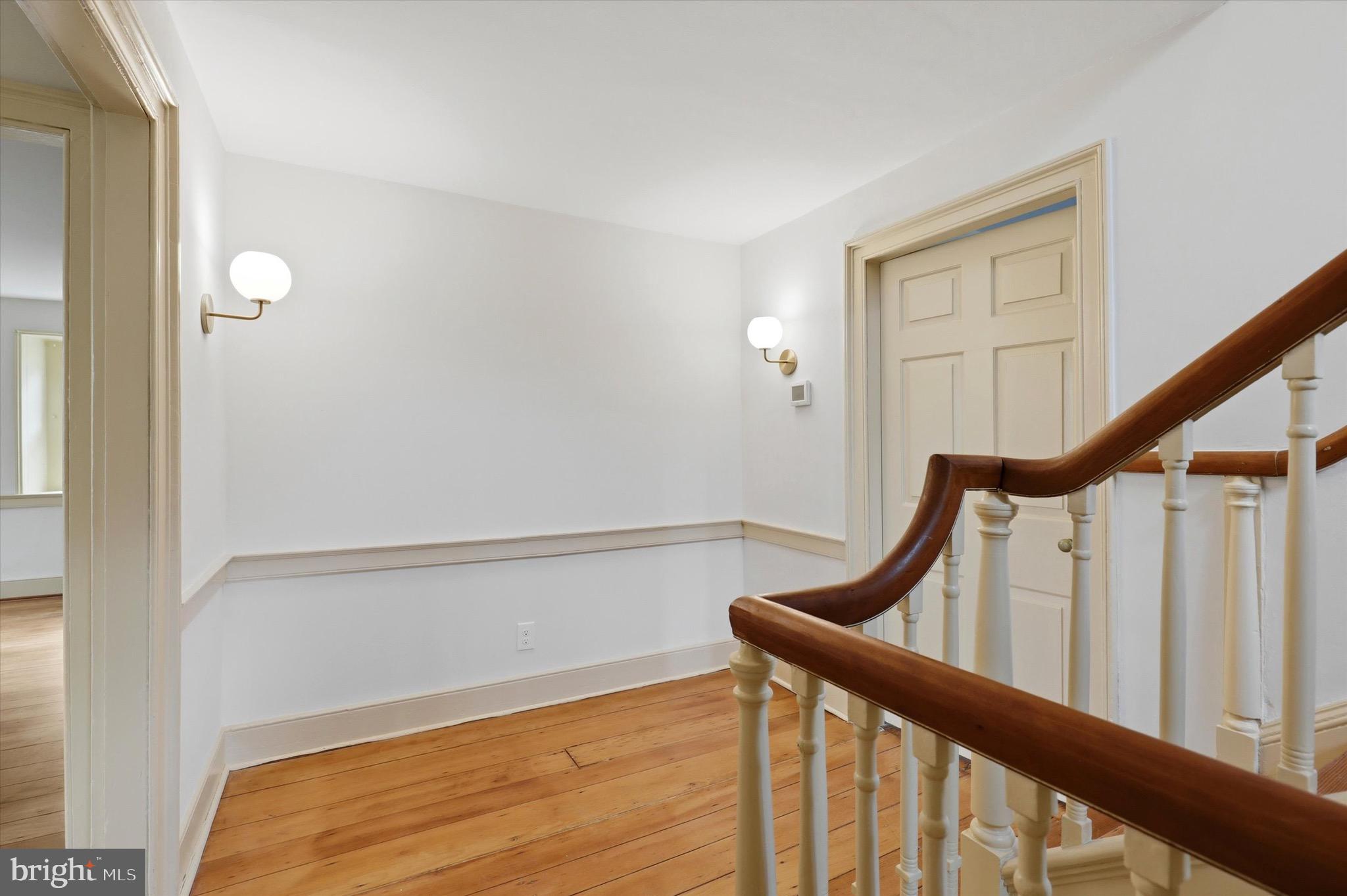 500 East Mill Road Flourtown, PA 19031 - Photo 26 of 54 Second Floor Hall