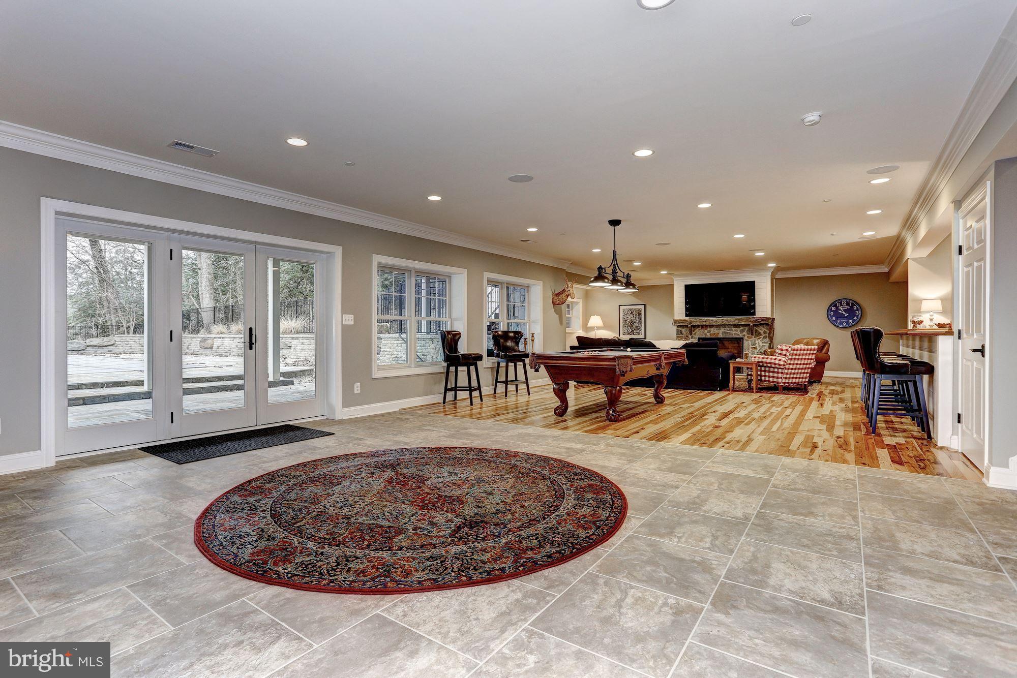 383 Forest Beach Road Annapolis, MD 21409 - Photo 13 of 24 9 Foot Ceilings