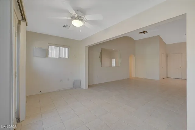 $1,950 | 8720 Pennystone Avenue, Las Vegas, NV 89134