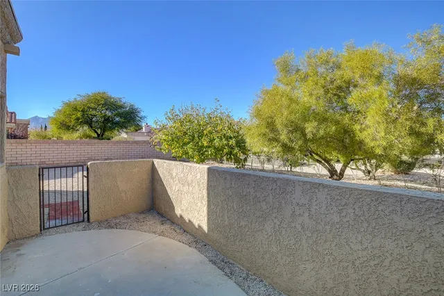 $1,950 | 8720 Pennystone Avenue, Las Vegas, NV 89134