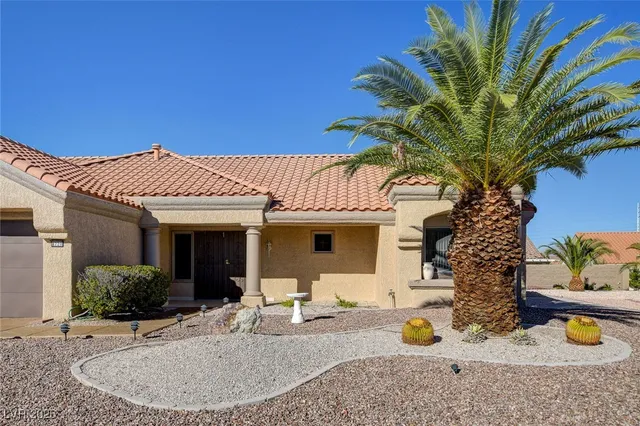 $1,950 | 8720 Pennystone Avenue, Las Vegas, NV 89134