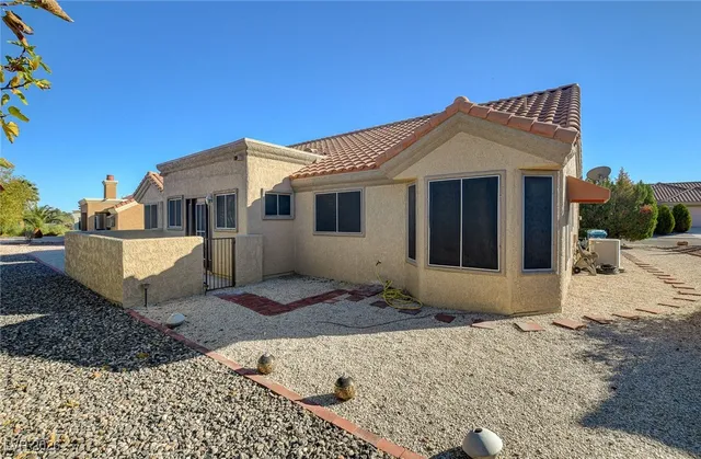 $1,950 | 8720 Pennystone Avenue, Las Vegas, NV 89134
