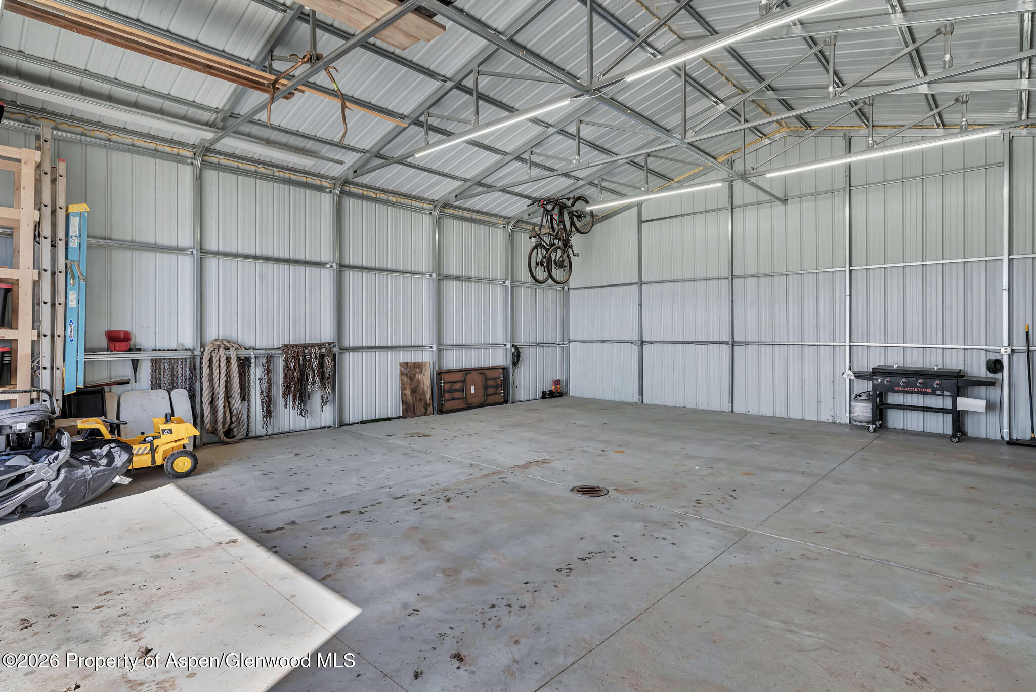 275 Roberts Road Craig, CO 81625 - Photo 41 of 47 a view of a garage