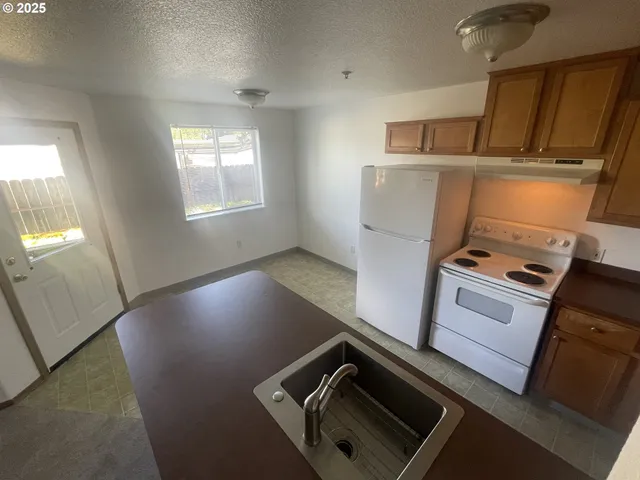 $1,475,000 | 2448 Southeast 117th Avenue, Portland, OR 97216