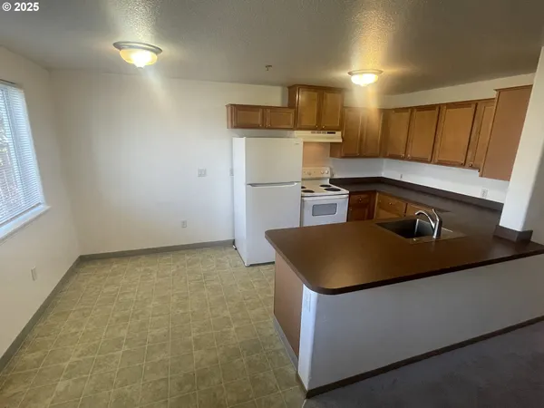 $1,475,000 | 2448 Southeast 117th Avenue, Portland, OR 97216