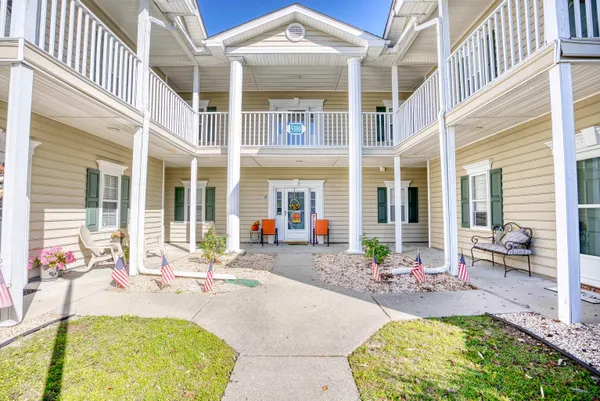 $180,000 | 5102D Sweetwater Boulevard, Murrells Inlet, SC 29576