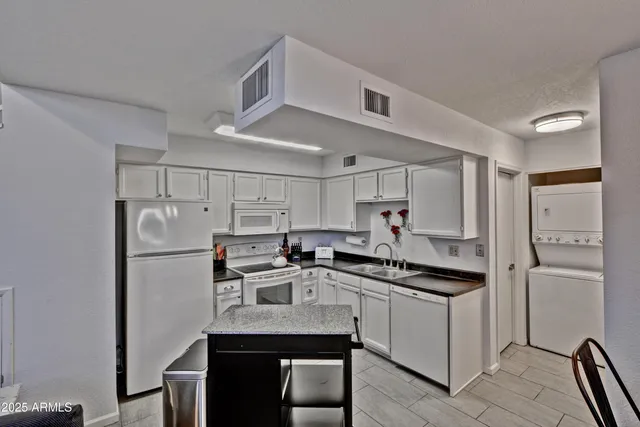 $299,000 | 602 North May, Unit 23, Mesa, AZ 85201