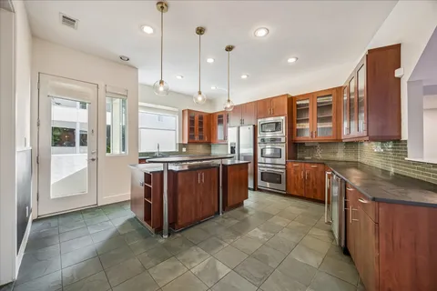 $549,000 | 1610 Calumet Street, Houston, TX 77004