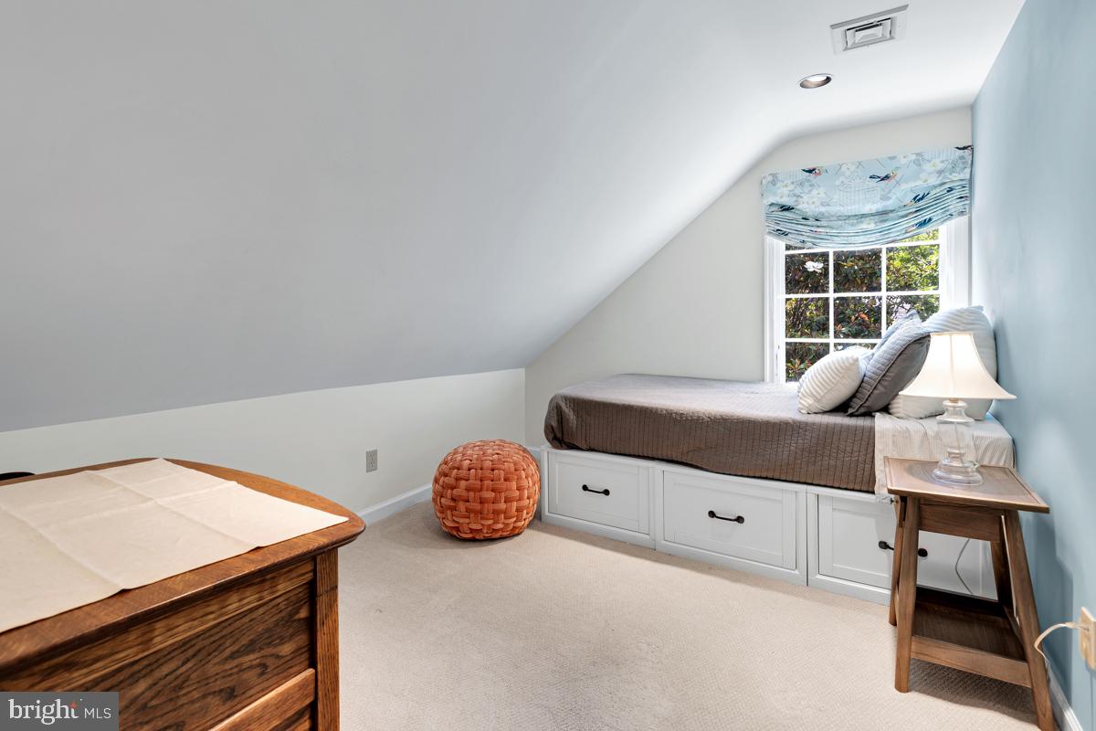 103 Churchwardens Road Baltimore, MD 21212 - Photo 36 of 45