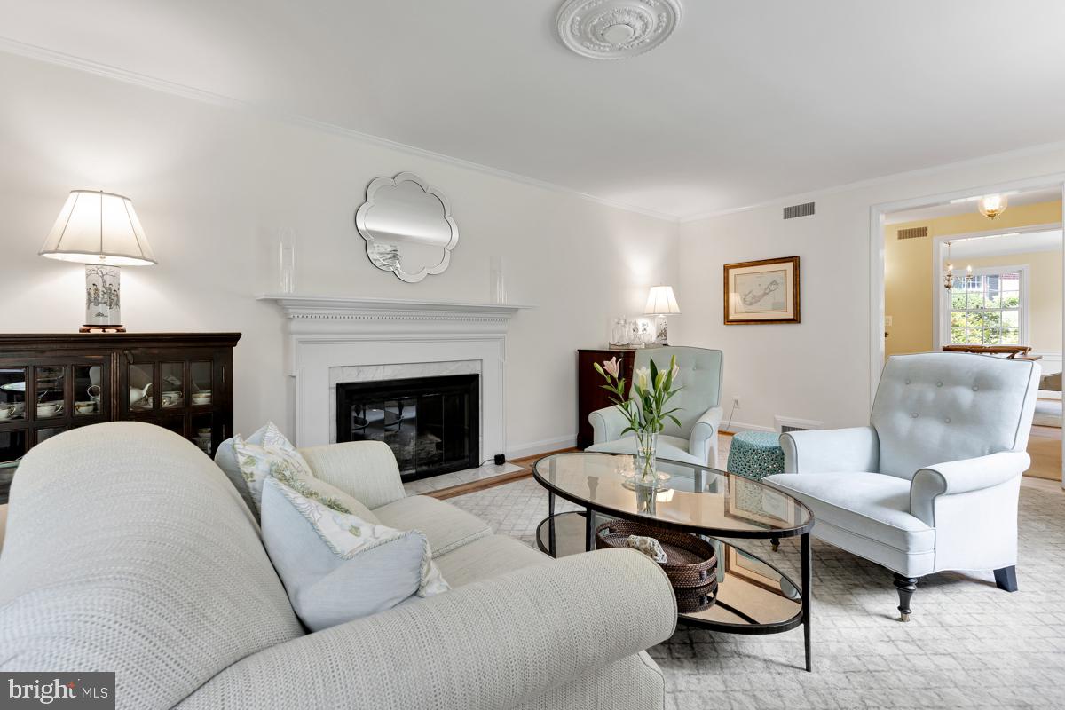 103 Churchwardens Road Baltimore, MD 21212 - Photo 6 of 45