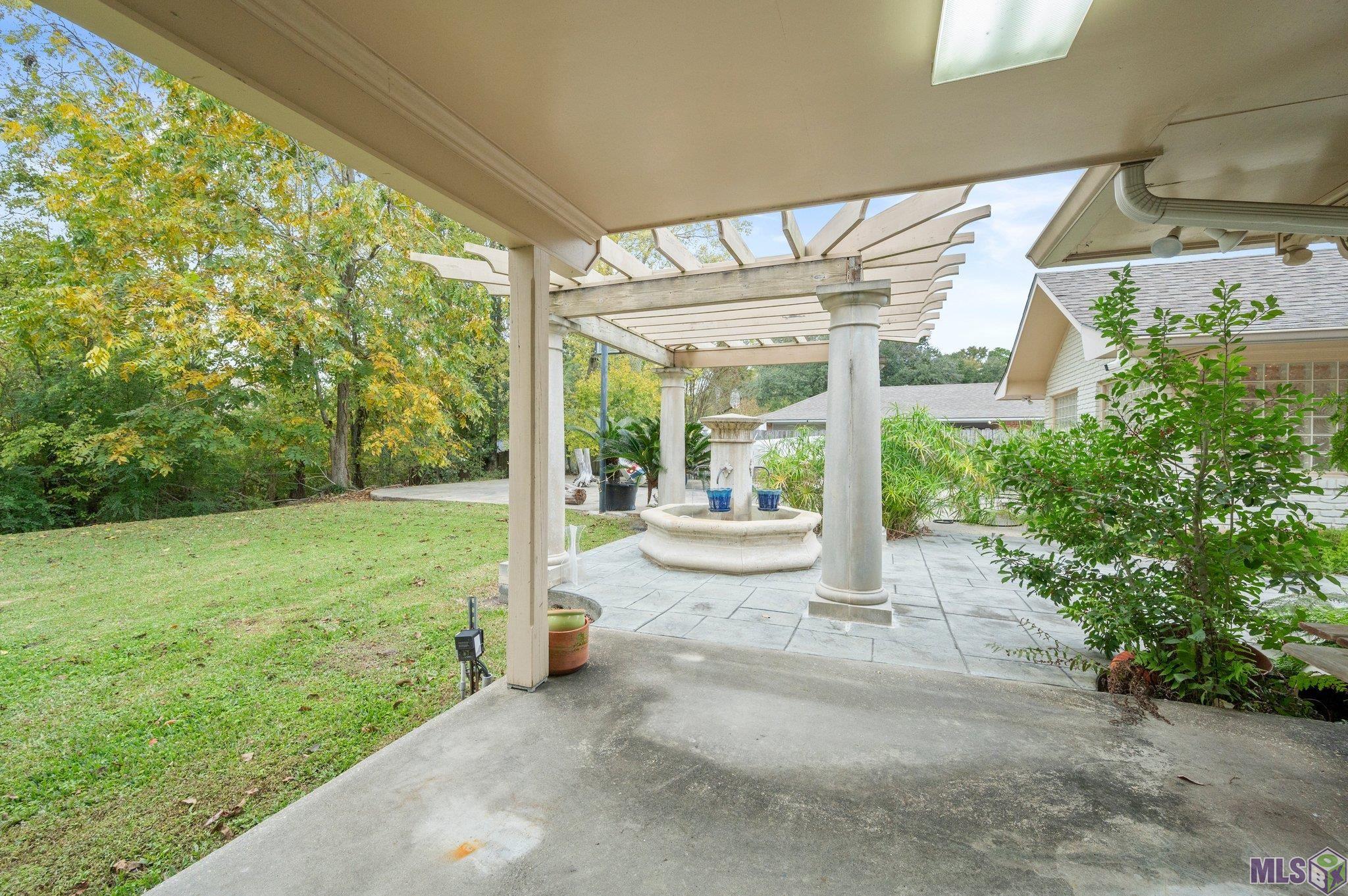 2822 Woodland Ridge Boulevard Baton Rouge, LA 70816 - Photo 28 of 33