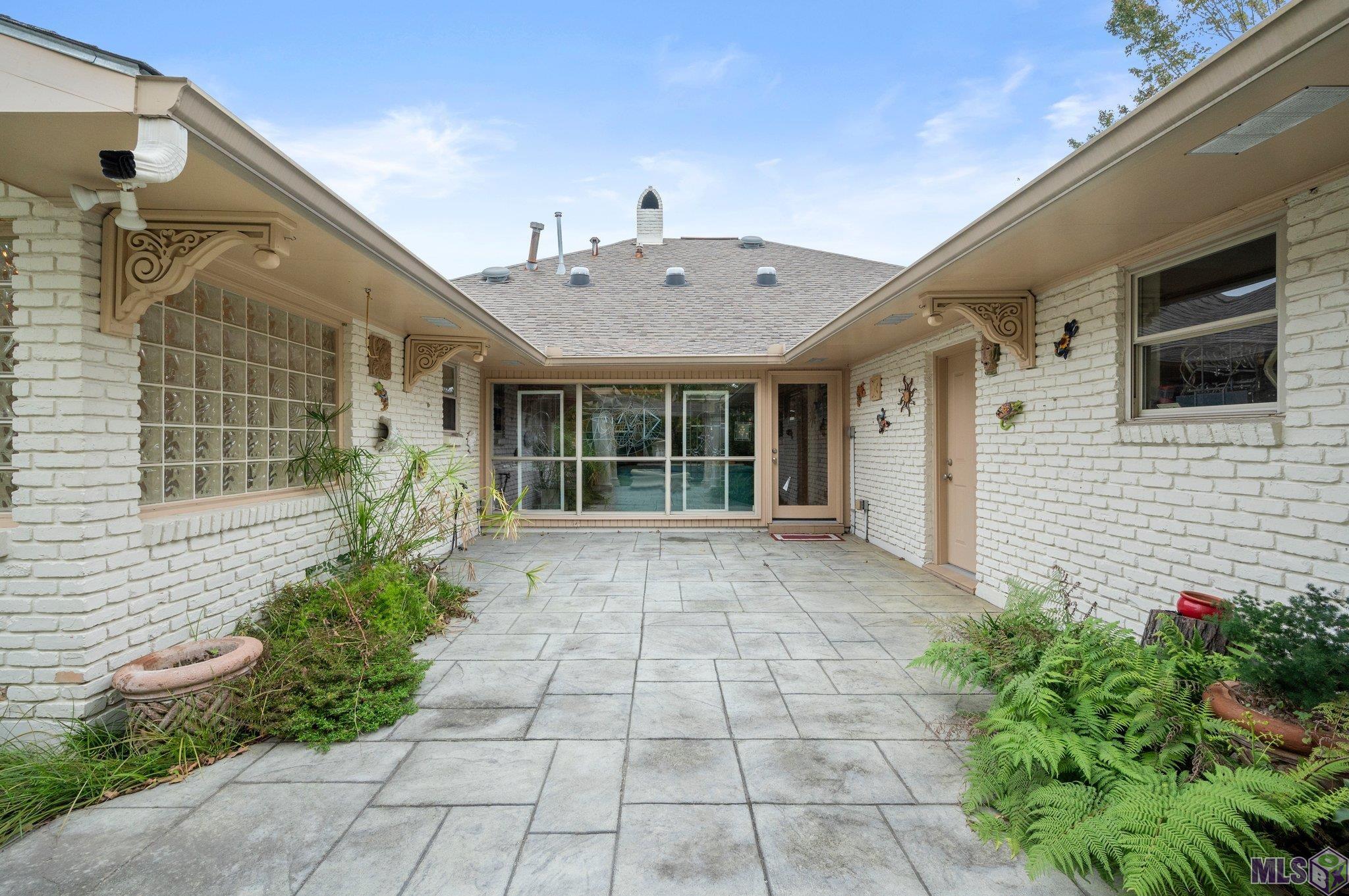 2822 Woodland Ridge Boulevard Baton Rouge, LA 70816 - Photo 31 of 33