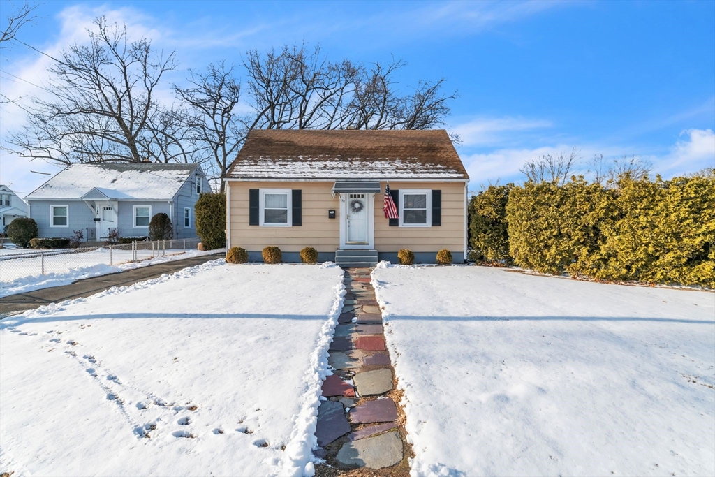 150 Lang Street Springfield, MA 01104 - Photo 1 of 24 Gallery Image 1