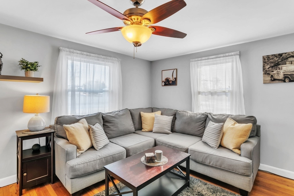 150 Lang Street Springfield, MA 01104 - Photo 11 of 24 Gallery Image 11