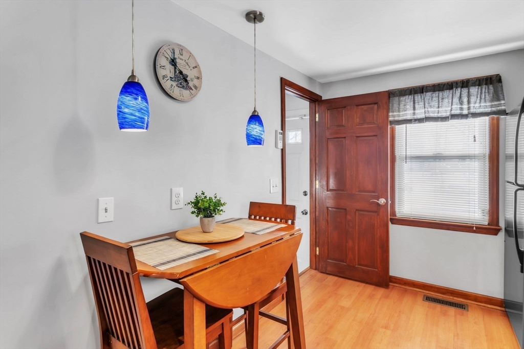 150 Lang Street Springfield, MA 01104 - Photo 7 of 24 Gallery Image 7