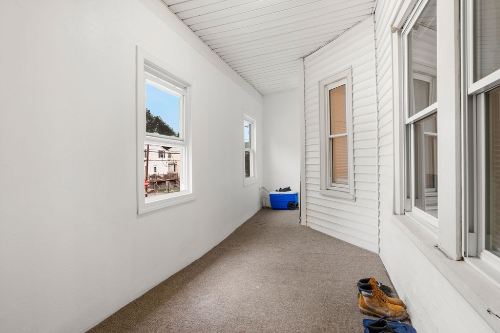 252 Shaw Street Lowell, MA 01851 - Photo 14 of 27