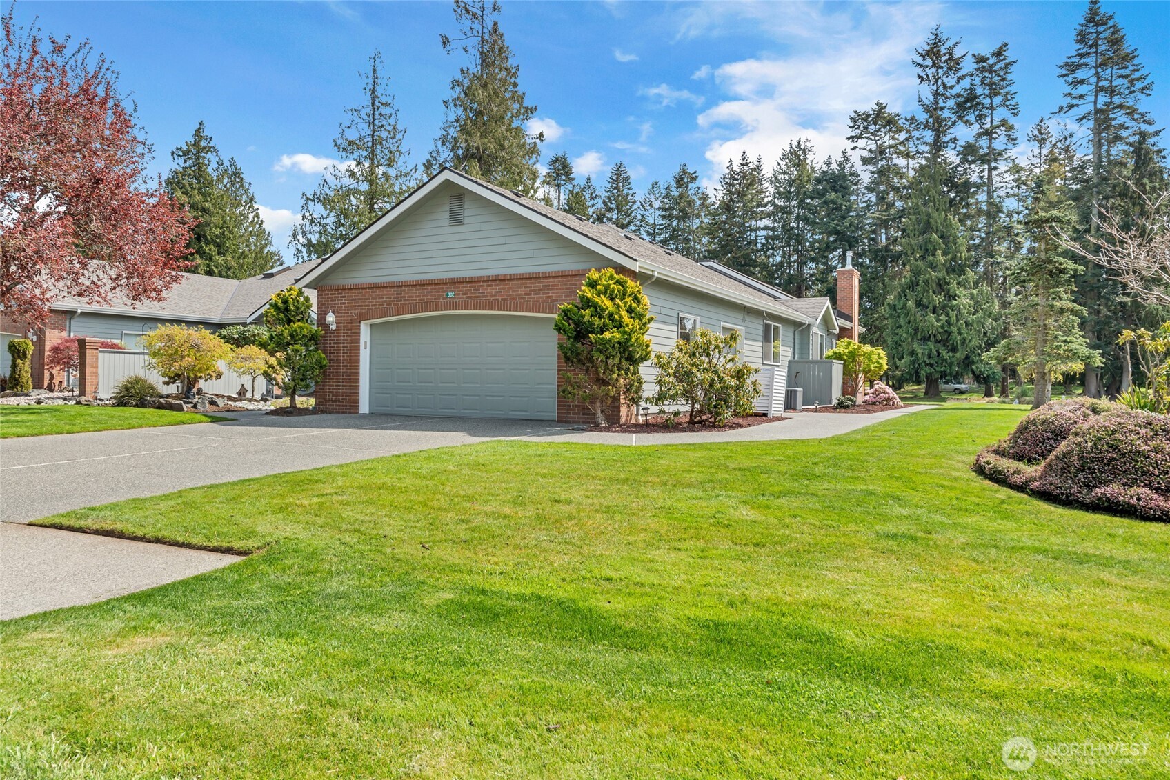 302 Foursome Drive Sequim, WA 98382 - Photo 2 of 40