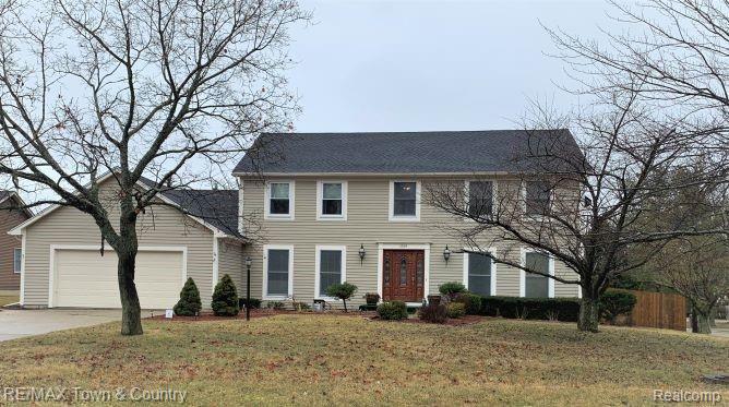 1319 Heatherwoode Road Flint, MI 48532 - Photo 1 of 18 1319 Front View.JPG