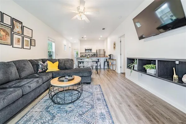 $2,695 | 2604 North Highland Avenue, Unit B, Tampa, FL 33602