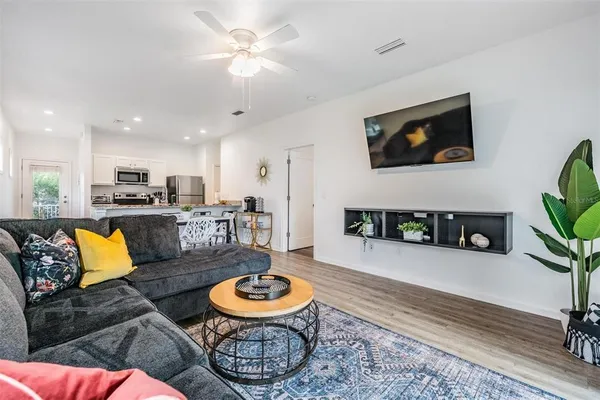 $2,695 | 2604 North Highland Avenue, Unit B, Tampa, FL 33602