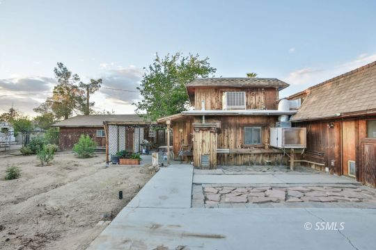 541 South Allen Street Ridgecrest, CA 93555 - Photo 38 of 41 a view of a house with a patio