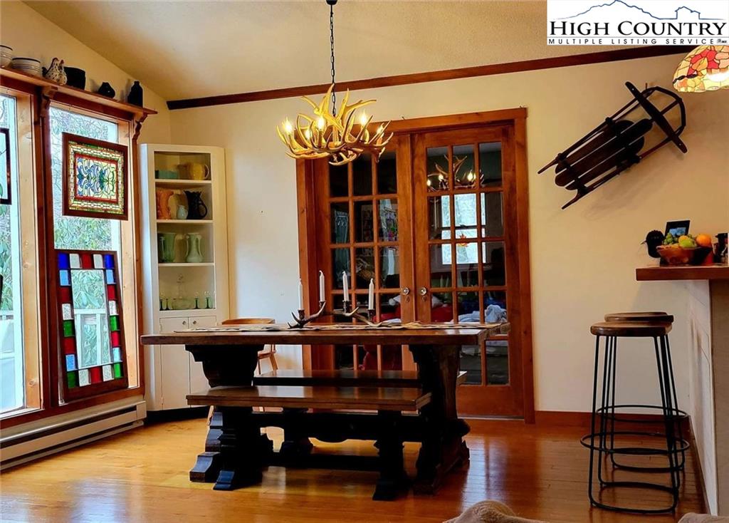 228 Greenbriar Road Beech Mountain, NC 28604 - Photo 3 of 20 Gallery Image 3
