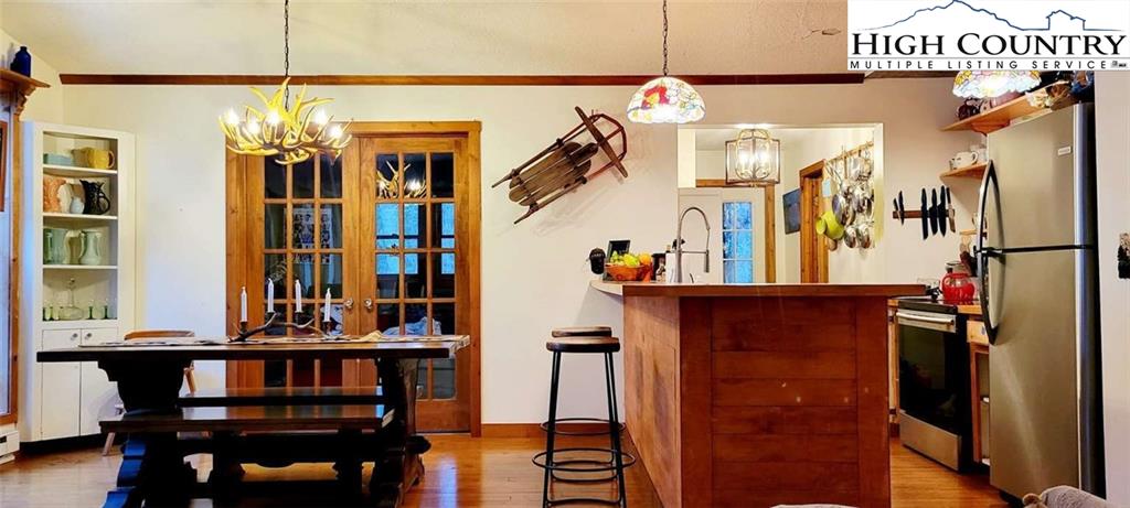 228 Greenbriar Road Beech Mountain, NC 28604 - Photo 4 of 20 Gallery Image 4