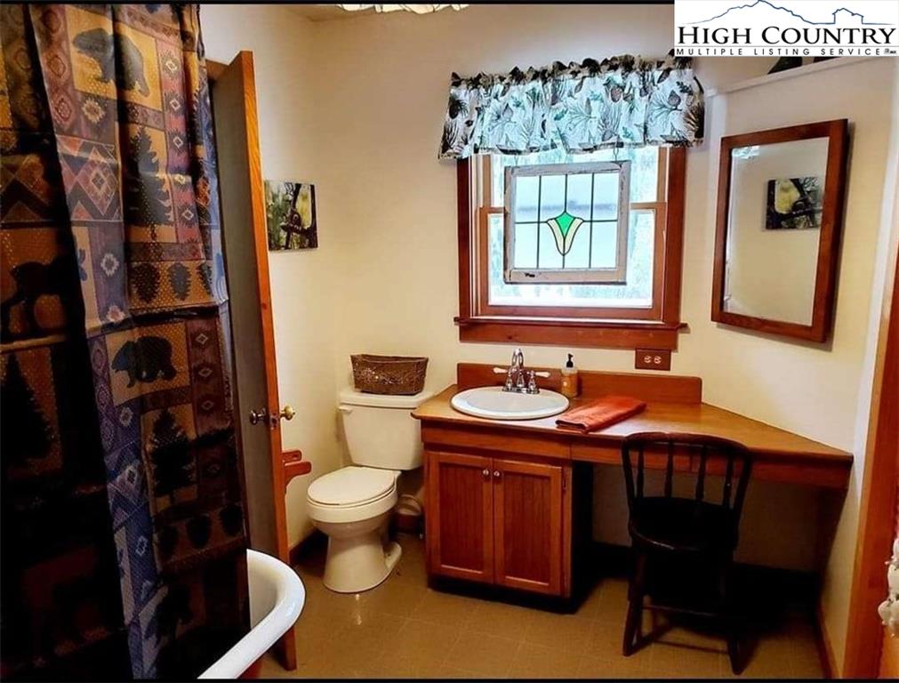 228 Greenbriar Road Beech Mountain, NC 28604 - Photo 10 of 20 Gallery Image 10