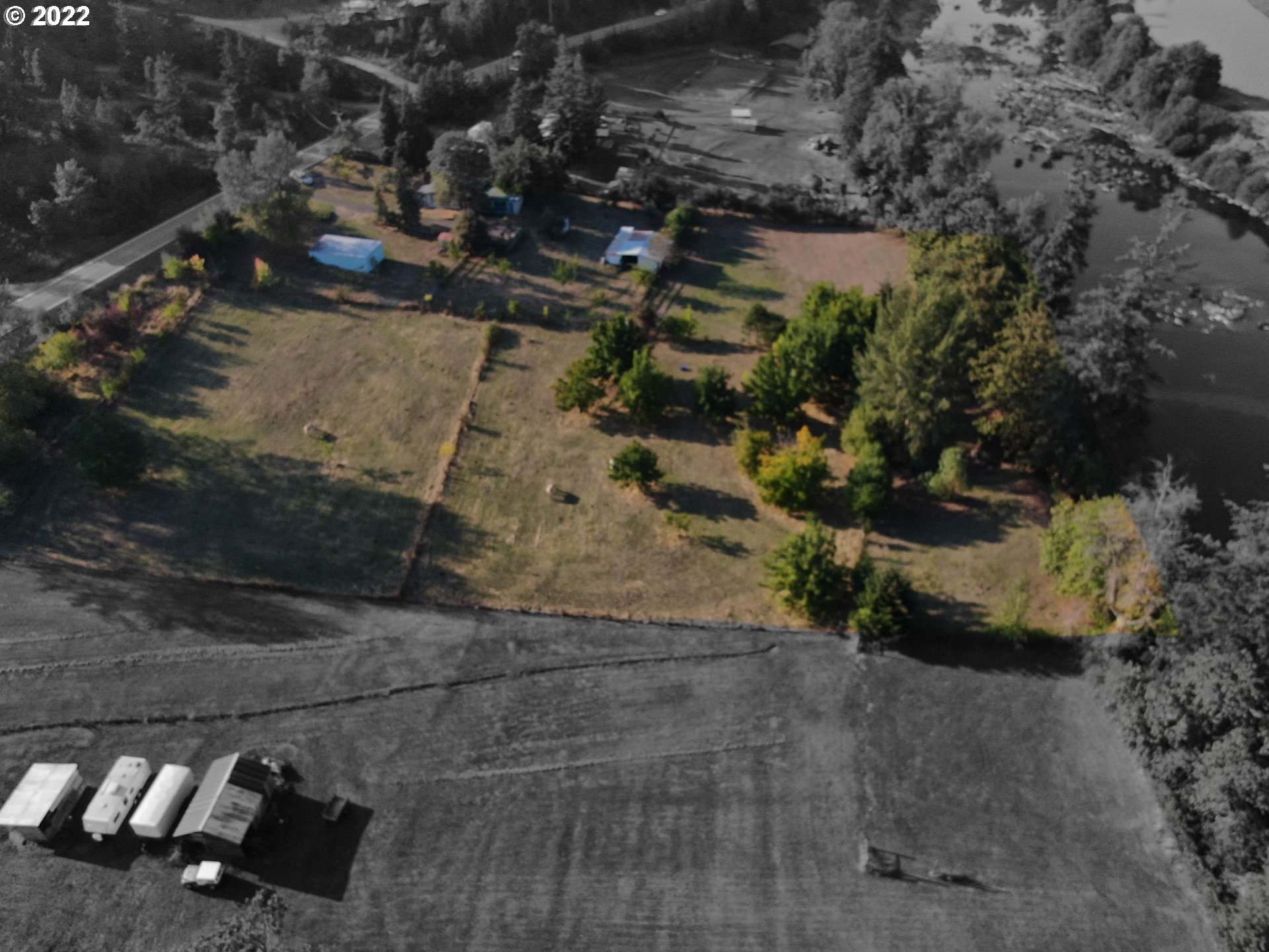 650 Willis Creek Road Winston, OR 97496 - Photo 13 of 18 Gallery Image 13