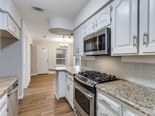 $539,000 | 2521 Lone Star Lane, Grapevine, TX 76051