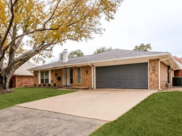 $539,000 | 2521 Lone Star Lane, Grapevine, TX 76051