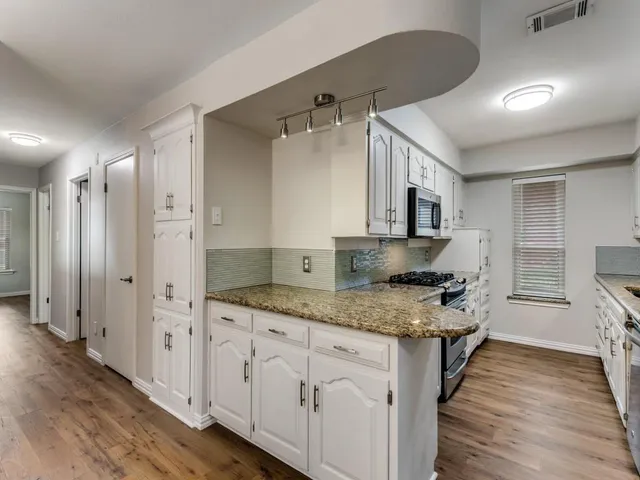 $539,000 | 2521 Lone Star Lane, Grapevine, TX 76051