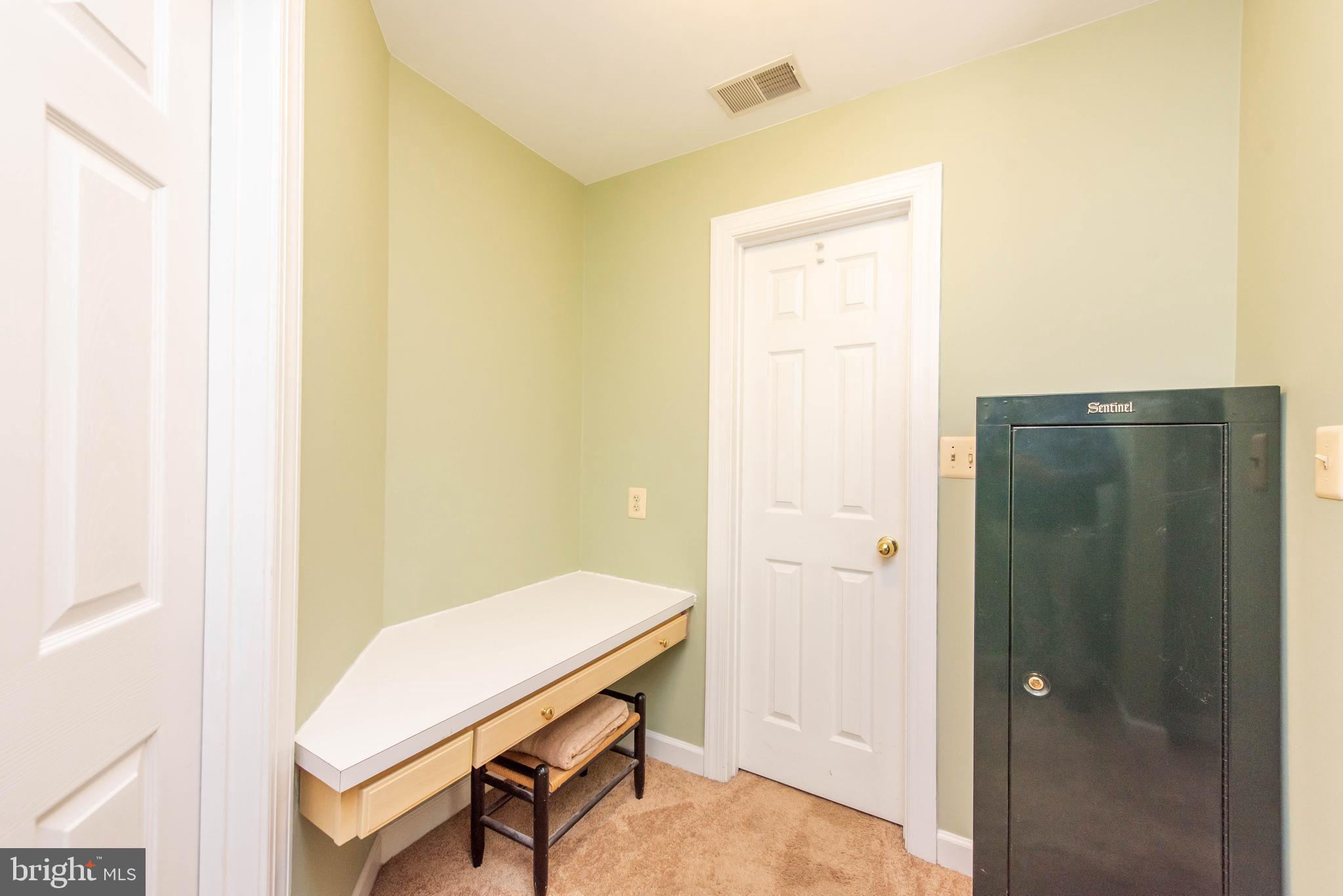 3250 Breckenridge Way Riva, MD 21140 - Photo 27 of 54 Master Bedroom / Sitting Room