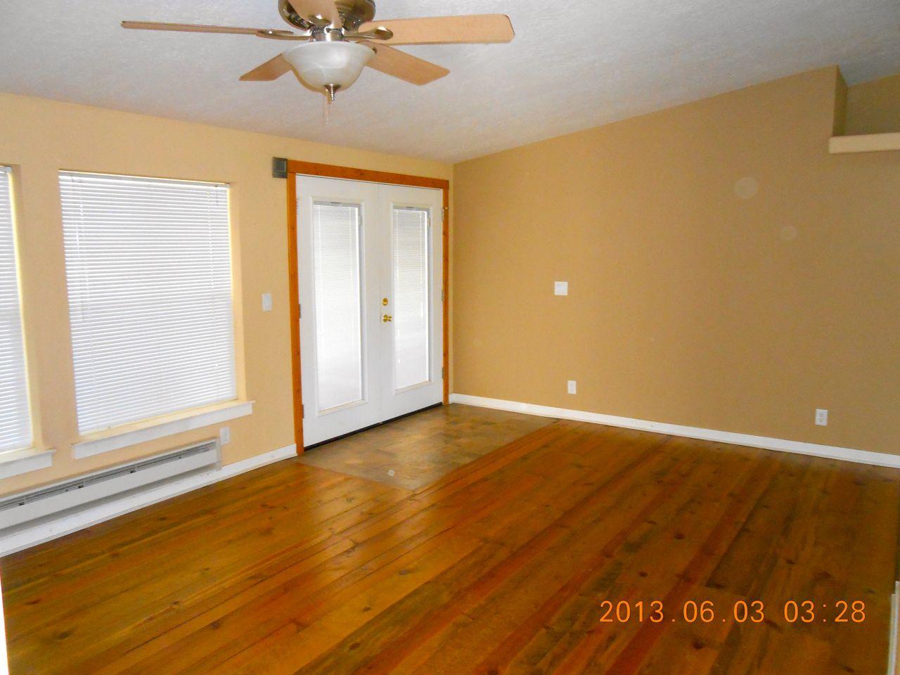 14161 Fern Road Oak Run, CA 96069 - Photo 11 of 25 fern int new03