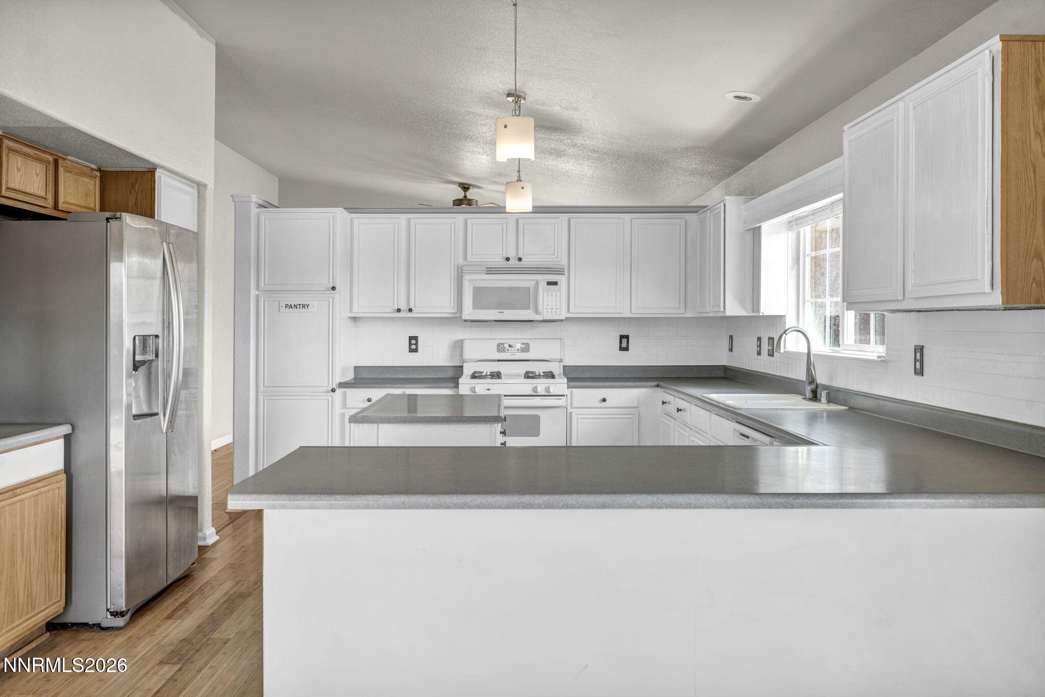 17511 Crystal Canyon Boulevard Reno, NV 89508 - Photo 7 of 69 48-web-or-mls-17511-crystal-canyon-blvd