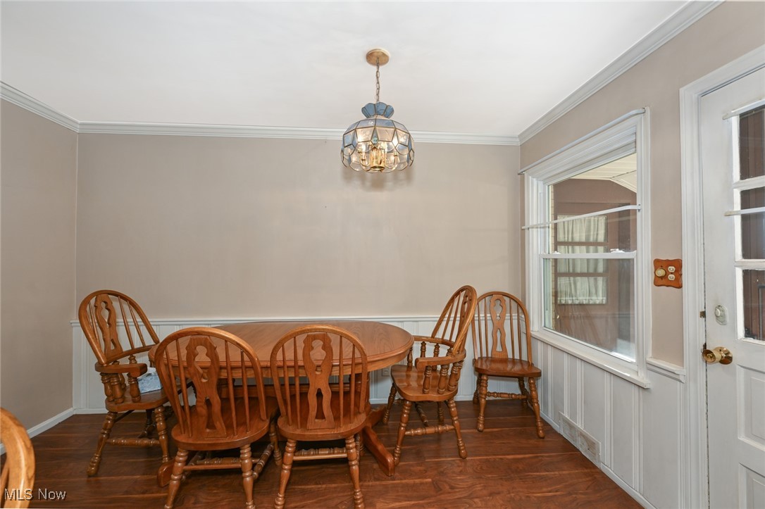 2614 19th Street Northwest Canton, OH 44708 - Photo 12 of 37 Dining Area