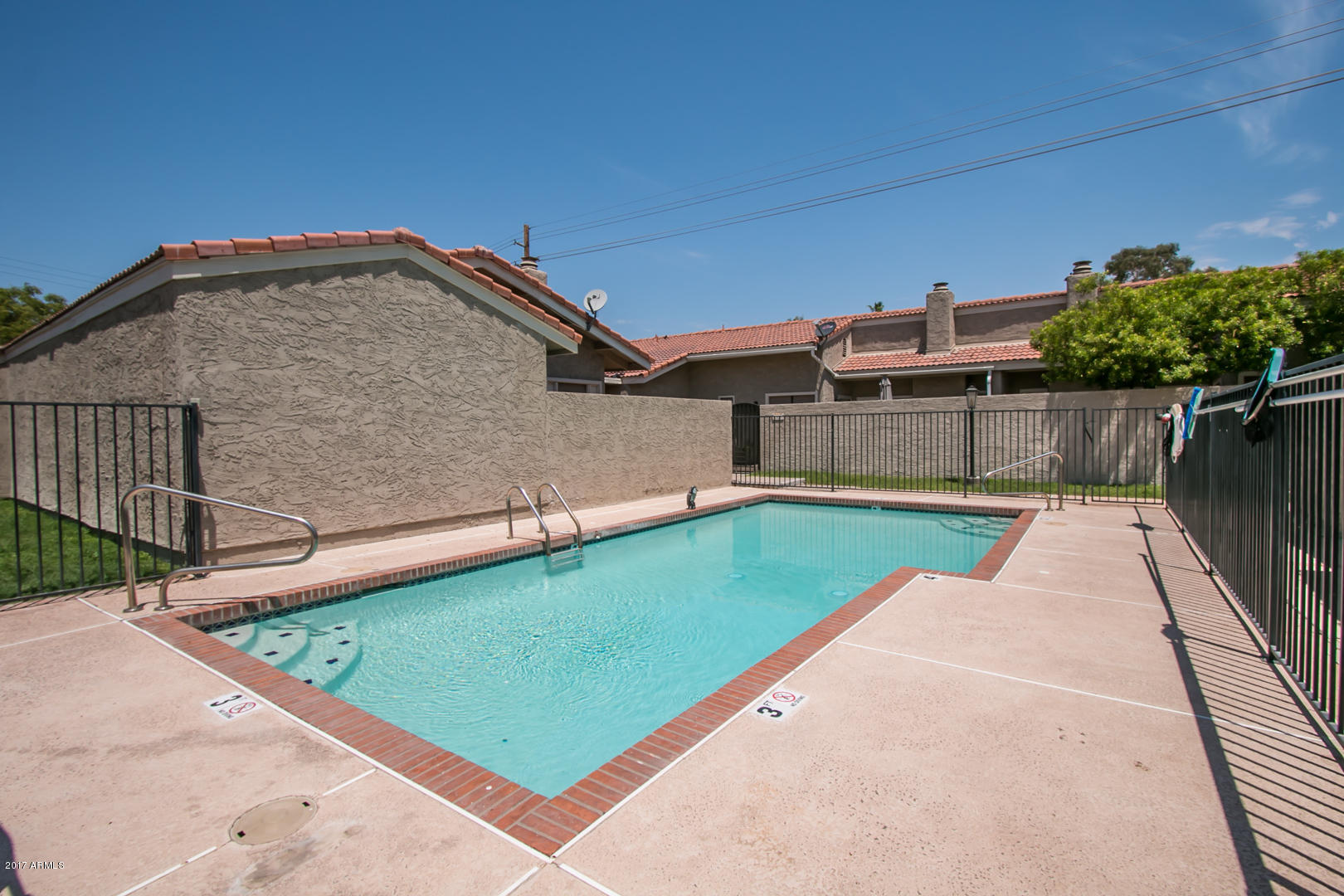 4347 East Osborn Road Phoenix, AZ 85018 - Photo 21 of 22 Community Pool