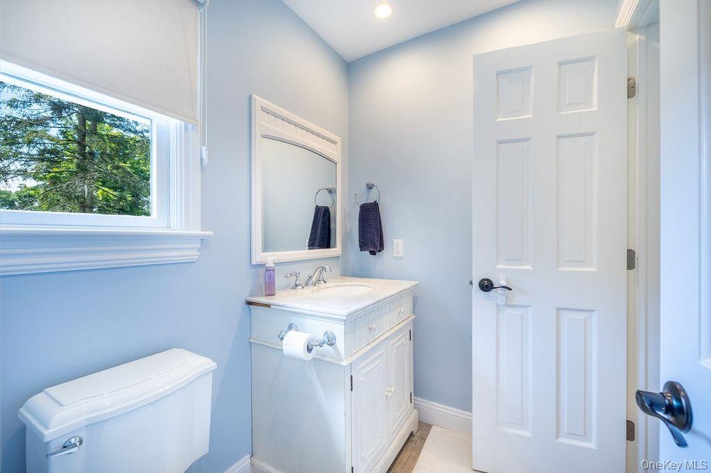 55 Harris Road Katonah, NY 10536 - Photo 29 of 50 Full Bathroom