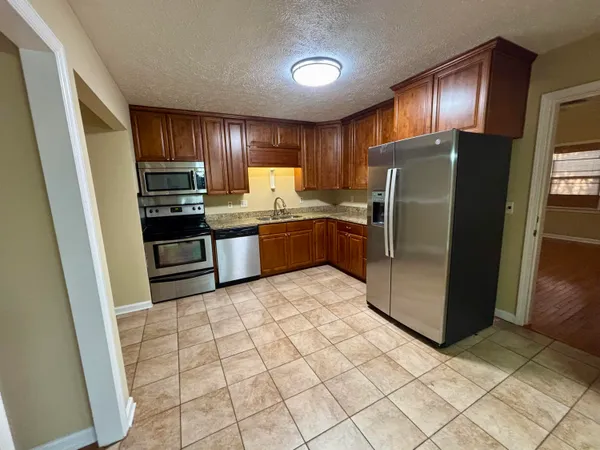 $1,900 | 1113 Highview Avenue, North Augusta, SC 29841