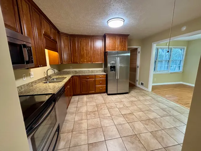 $1,900 | 1113 Highview Avenue, North Augusta, SC 29841