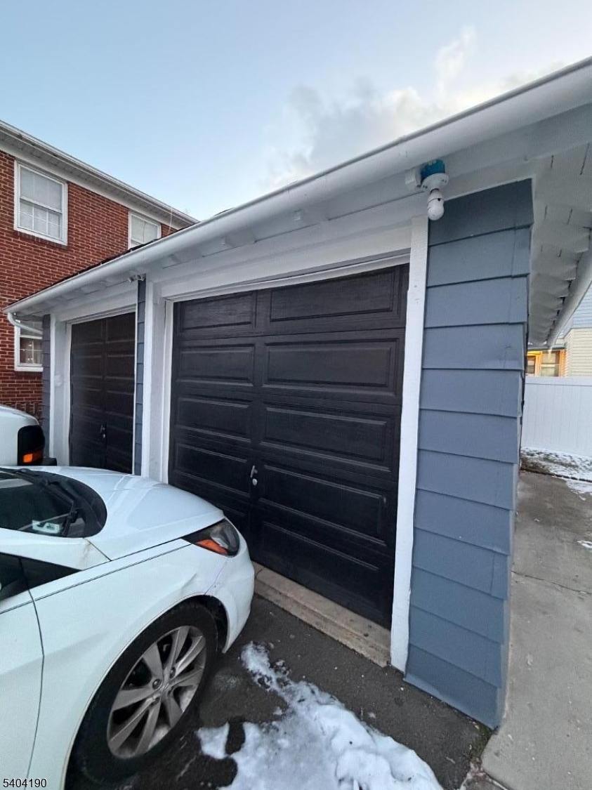 746 Murray Street, Unit 1 Elizabeth, NJ 07202 - Photo 3 of 28 a view of garage