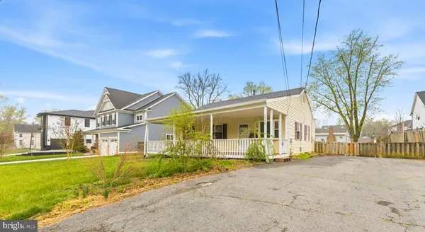 $3,600 | 1904 Pimmit Drive, Falls Church, VA 22043