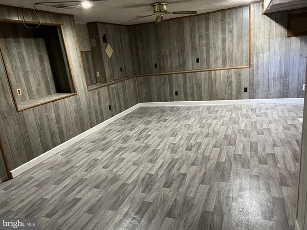 $3,800 | 1904 Pimmit Drive, Falls Church, VA 22043