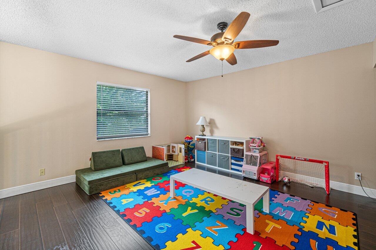 8610 Kimble Way Boca Raton, FL 33433 - Photo 23 of 34 028-8610KimbleWay-BocaRaton-FL-33433-SMA