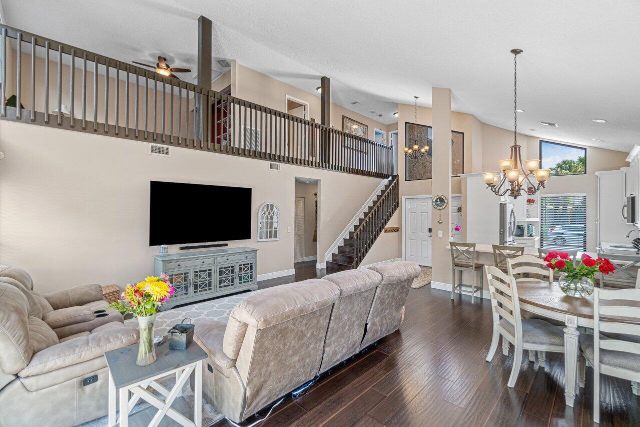 8610 Kimble Way Boca Raton, FL 33433 - Photo 6 of 34 008-8610KimbleWay-BocaRaton-FL-33433-SMA