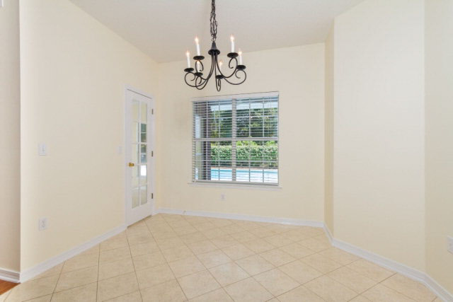 117 Durby Lane Foley, AL 36535 - Photo 7 of 23 Breakfast area