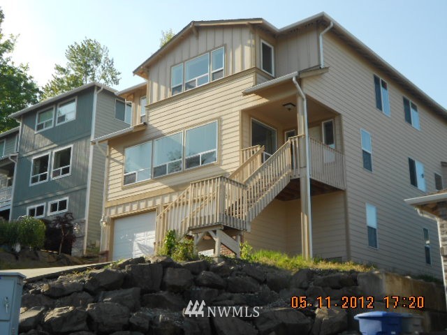 227 Lind Avenue Northwest Renton, WA 98057 - Photo 1 of 15