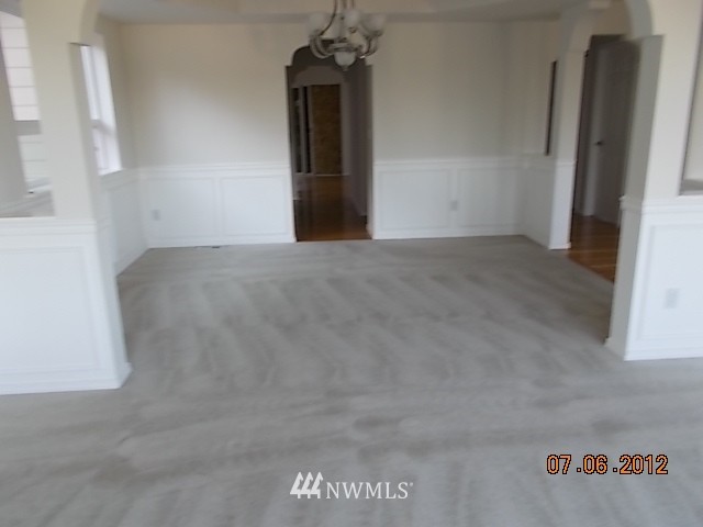 227 Lind Avenue Northwest Renton, WA 98057 - Photo 5 of 15